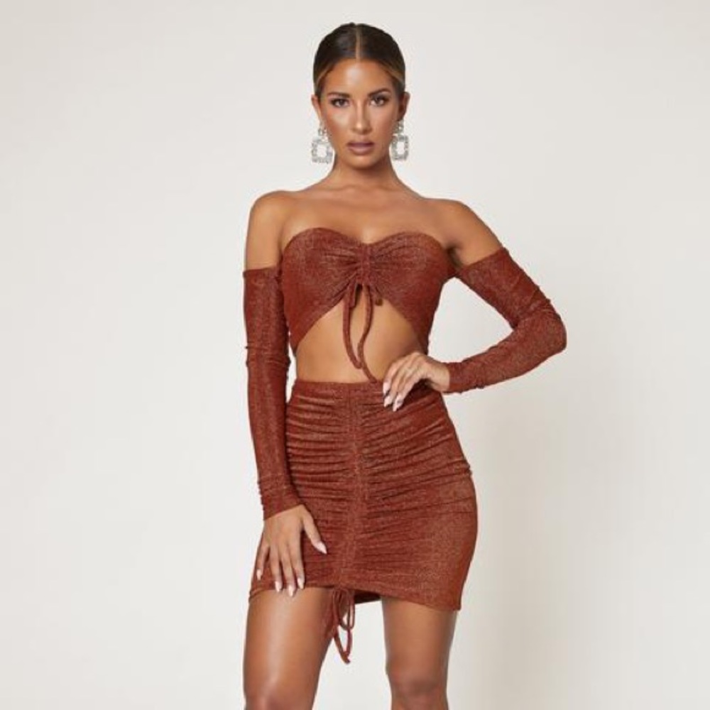 Me shoe Shimmer orange skirt - BNWT